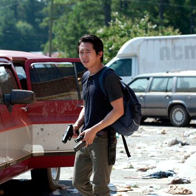 Glenn (Steven Yeun) - The Walking Dead - Season 3, Episode 6