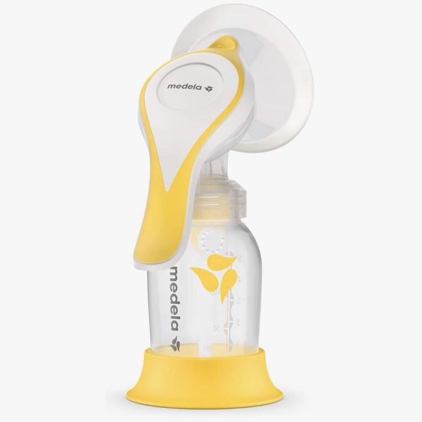 Medela Manual breast pump with Flex Shields