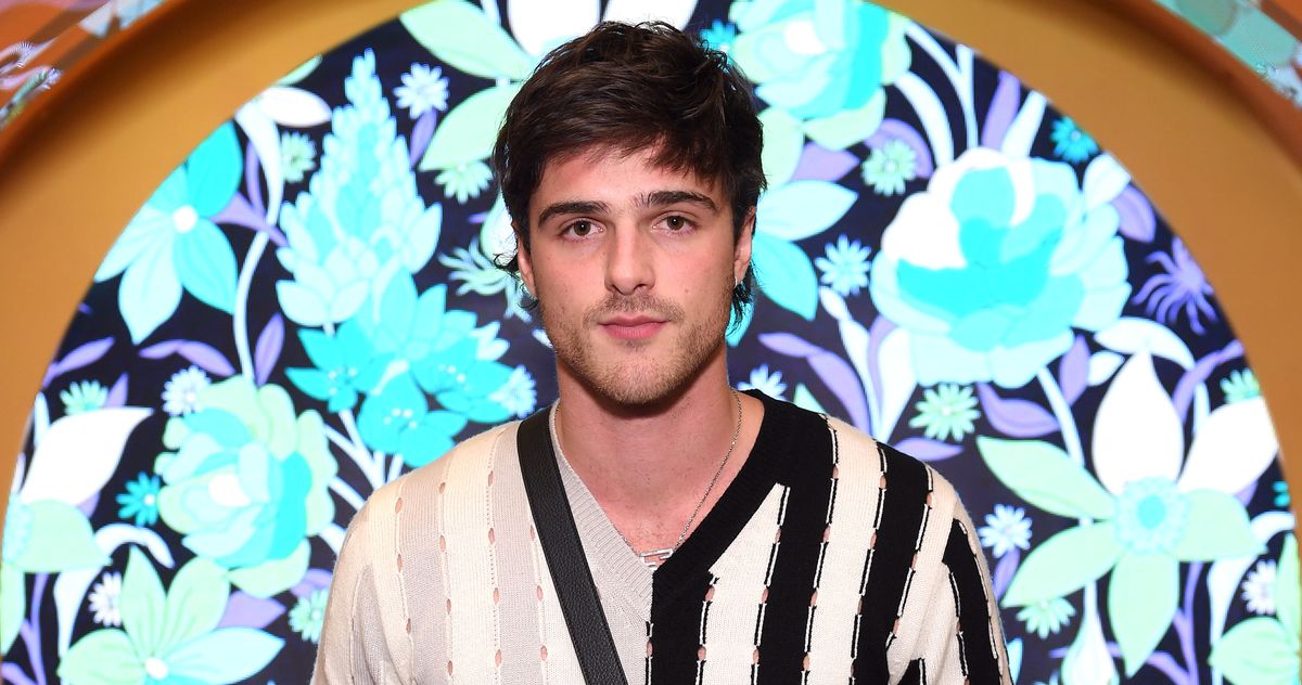 Jacob Elordi Comments on His Height