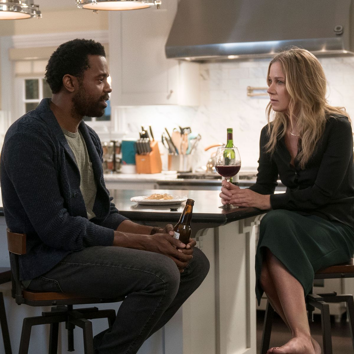 Dead To Me Recap Season 1 Episode 7 I Can Handle It