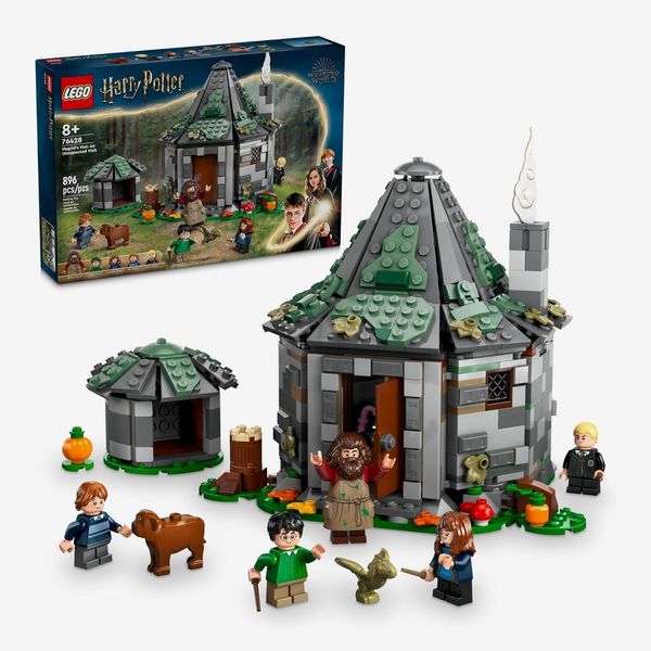 LEGO Harry Potter Hagrid’s Hut: An Unexpected Visit