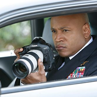 ????Purity???? ???? Pictured: LL COOL J (Special Agent Sam Hanna). When cyanide in a communal water jug lethally poisons a lieutenant and leaves a Navy pilot in serious condition, the NCIS: LA team investigates whether this is an isolated incident or an early test for large-scale water contamination, on NCIS: LOS ANGELES, Tuesday, April 9 (9:00-10:01 PM, ET/PT) on the CBS Television Network. Photo: Cliff Lipson/CBS ???2013 CBS Broadcasting, Inc. All Rights Reserved.