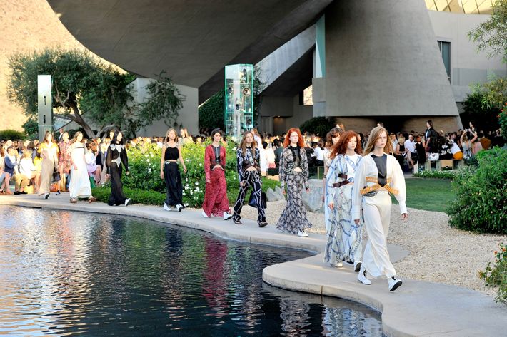 Louis Vuitton Resort 2016 in Palm Springs: Runway and Afterparty