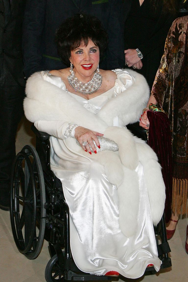 The Elizabeth Taylor Look Book