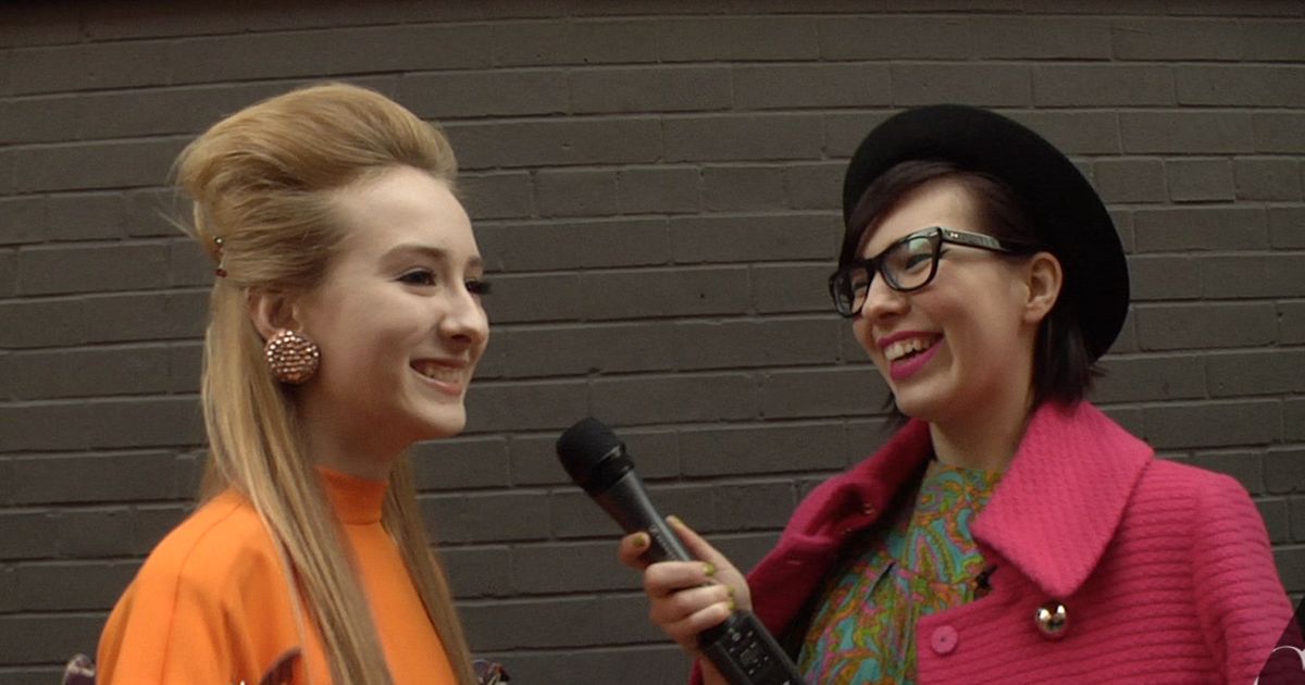 Video: Hunting for the Best Beauty Looks Outside Jeremy Scott