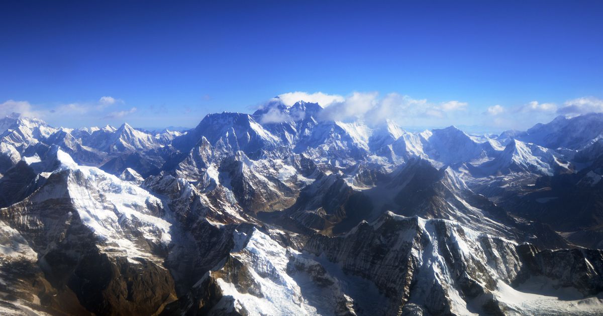 Mount Everest–Set Drama on Its Way