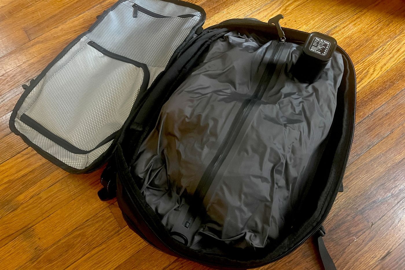 Does the Airback Vacuum Travel Backpack Work? | The Strategist
