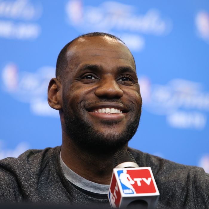 SAN ANTONIO, TX - JUNE 14: LeBron James of the Miami Heat addresses the media during media availability as part of the 2014 NBA Finals on June 14, 2014 at the Spurs Practice Facility in San Antonio, Texas. NOTE TO USER: User expressly acknowledges and agrees that, by downloading and or using this photograph, User is consenting to the terms and conditions of the Getty Images License Agreement. Mandatory Copyright Notice: Copyright 2014 NBAE (Photo by Joe Murphy/NBAE via Getty Images)