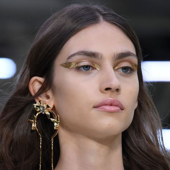 The Makeup at Valentino S/S 2020 Was Like Gold Face Jewelry