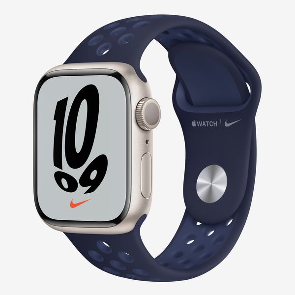 Apple SE Watch Starlight Aluminum Case with Nike Sport Band