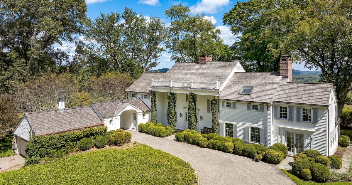 Ian Schrager Is Selling His Westchester Country House