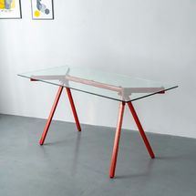 Litfad Dining Table