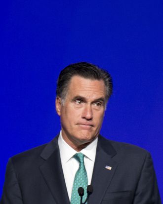 US Repulican presidential candidate Mitt Romney addresses the Newspaper Association of America in Washington, DC, April 4, 2012. 