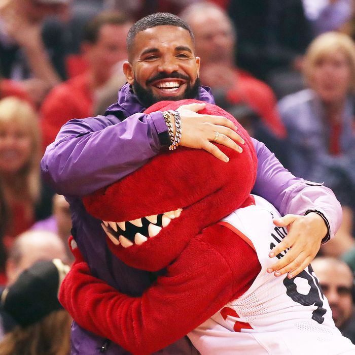 Drake Trolling the 2019 NBA Playoffs: A Timeline