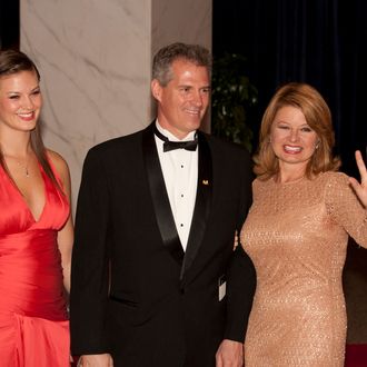 Senator Scott Brown (R-Mass), with his daughter Ayla (left) and wife Gail arrive on the red carpet for the annual White House Correspondents Association dinner April 30, 2011 at the Washington Hilton in Washington, DC. AFP PHOTO/Toby Jorrin (Photo credit should read TOBY JORRIN/AFP/Getty Images)