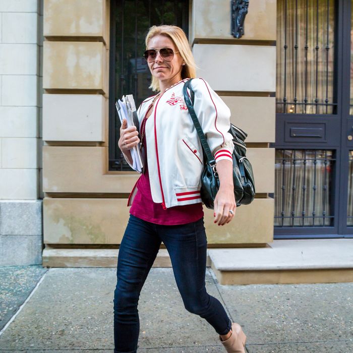 kelly ripa casual clothes