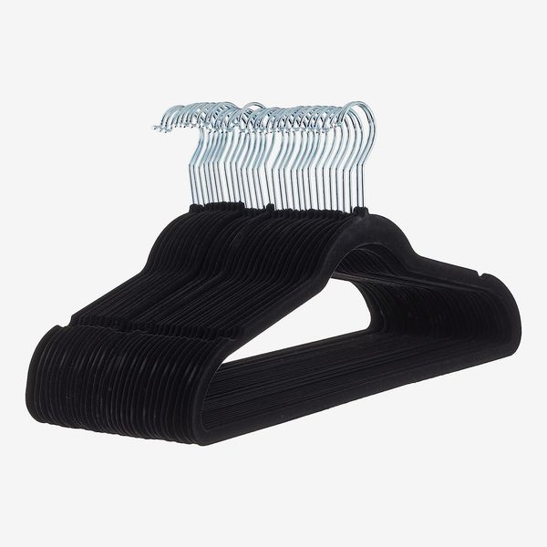 AmazonBasics Velvet Suit Hangers
