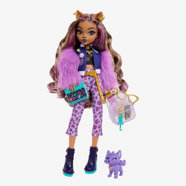 Monster High Clawdeen Wolf Doll with Pet Dog Crescent