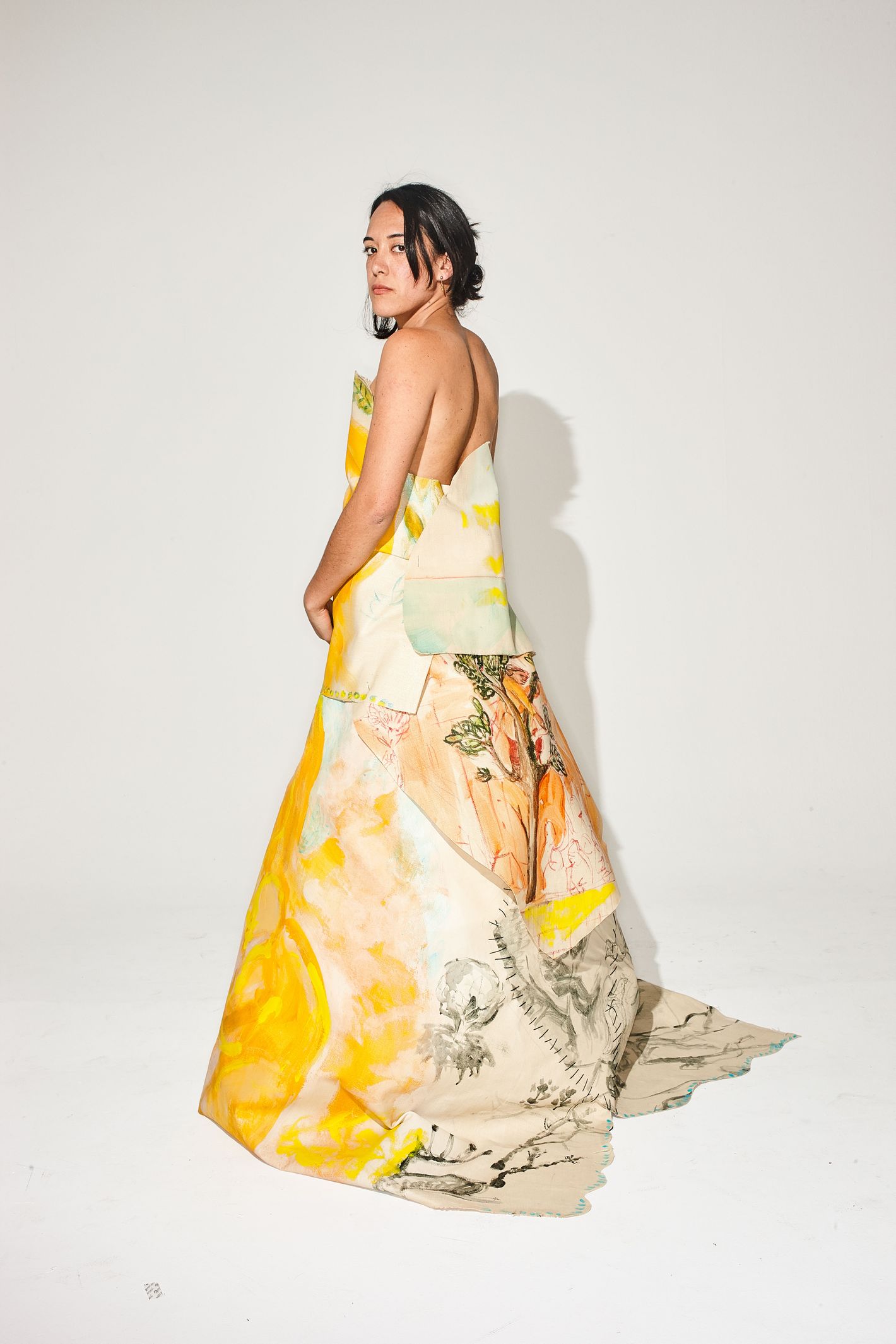 she wore a paper dress PAPER DRESSES, Are paper dresses a new thing? NO!, When did fast  fashion really kick off? Well in this video I explain the history of paper  dresses and how they inspired my Pop Art M2M from week 7