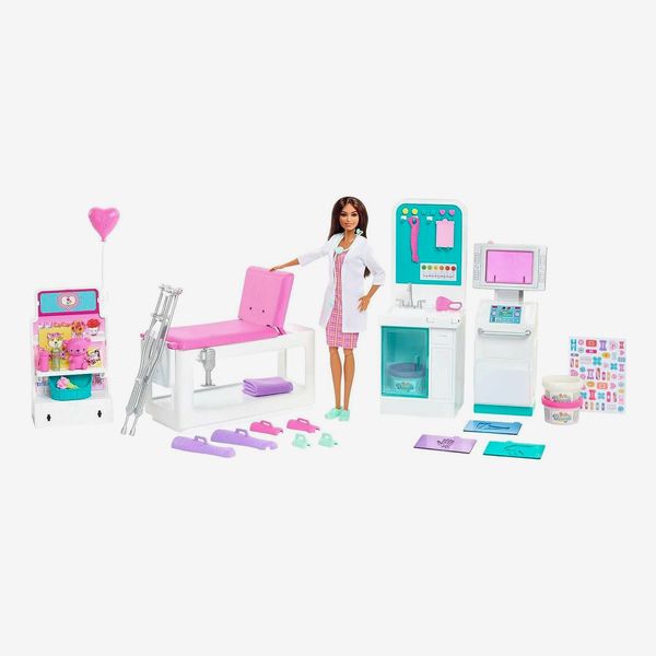 Barbie Fast Cast Clinic Doll & Playset
