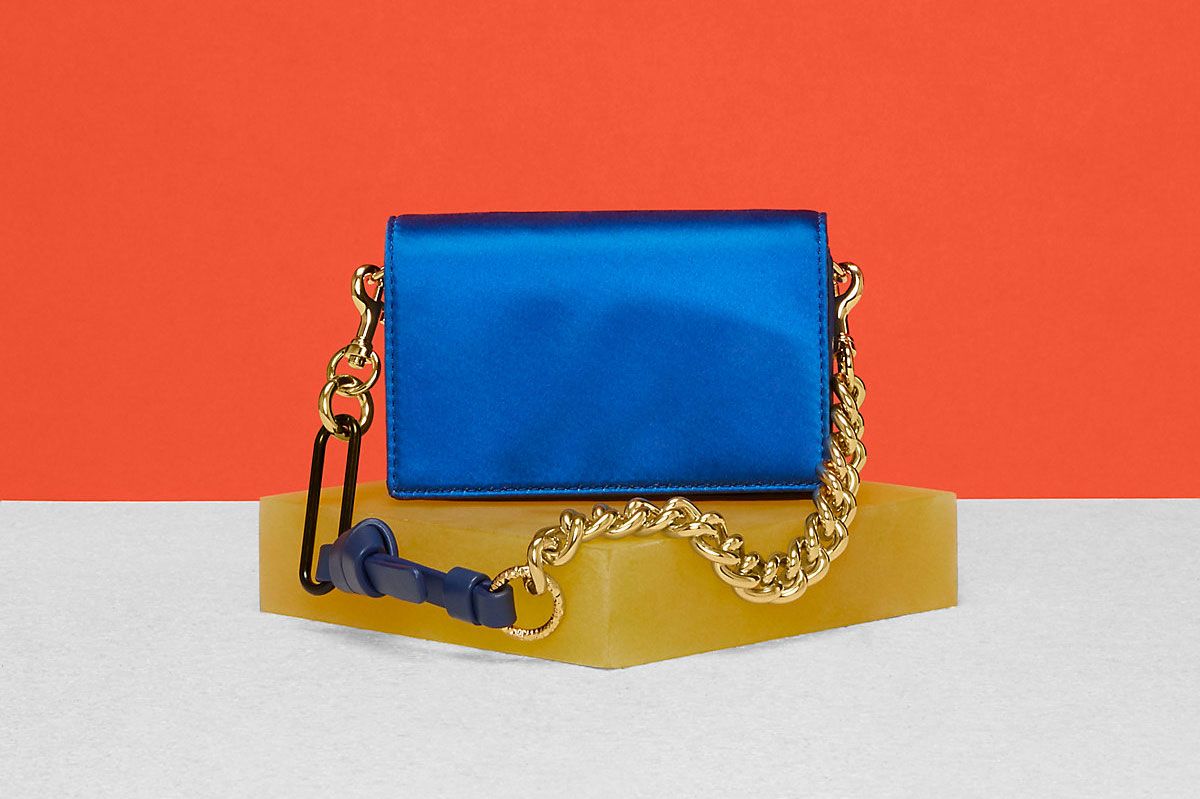 A History of Ginormous and Ridiculously Tiny Handbags