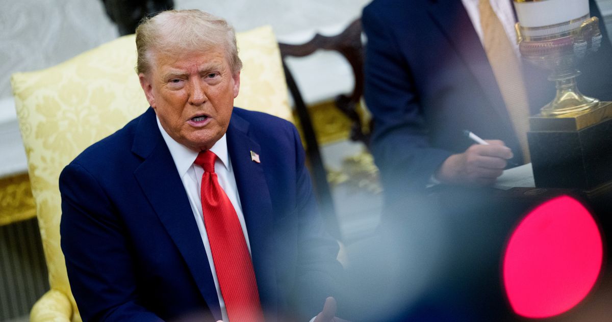 Trump Bets He Can Have His Extremism - and the Midterms, Too