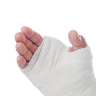 Man With His Hand in a Cast More Dangerous Than One Might Think