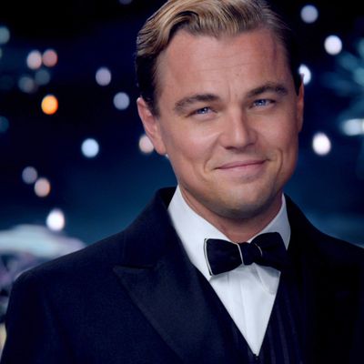 Leonardo dicaprio hotsell great gatsby outfits