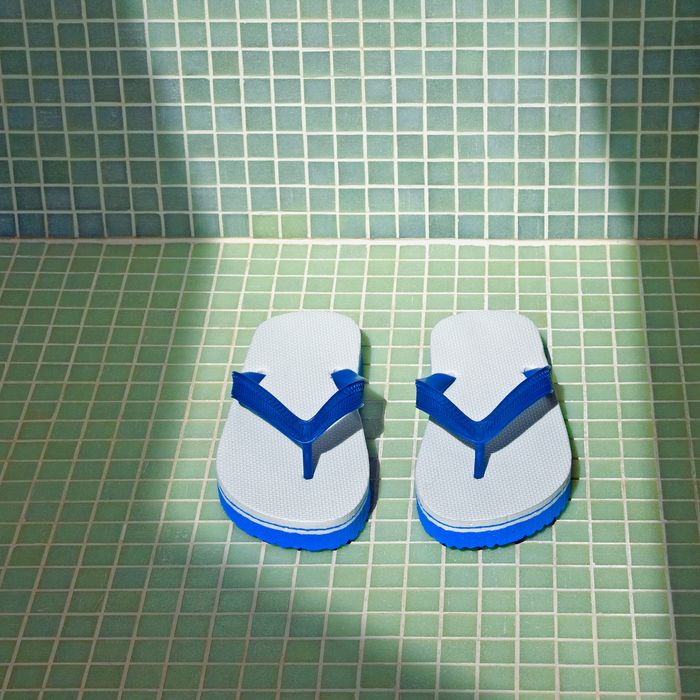 flip flop shower shoes