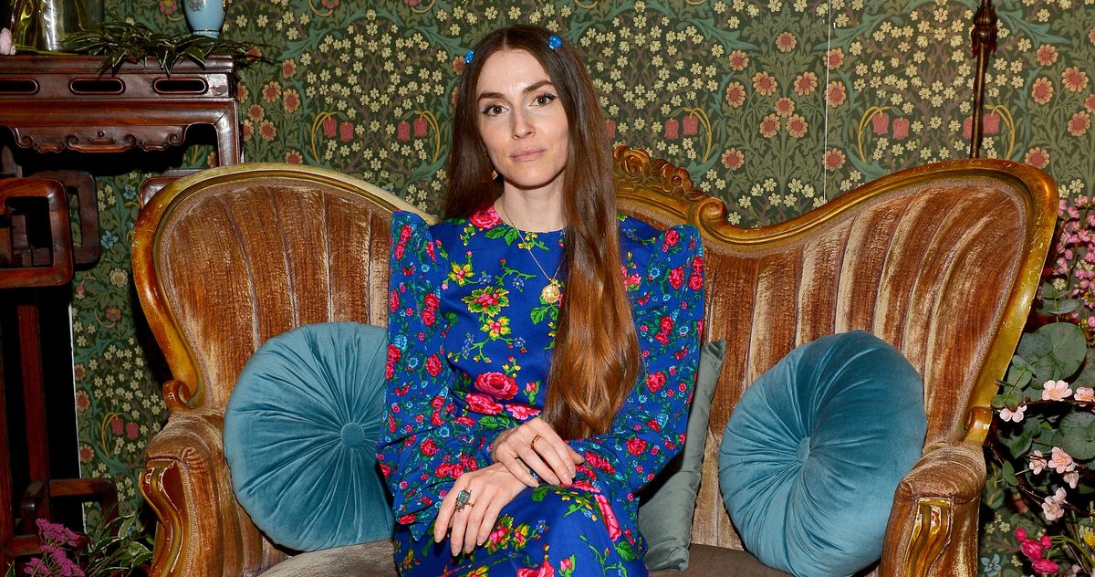 John Mulaney’s Ex Anna Marie Tendler Is Writing a Memoir