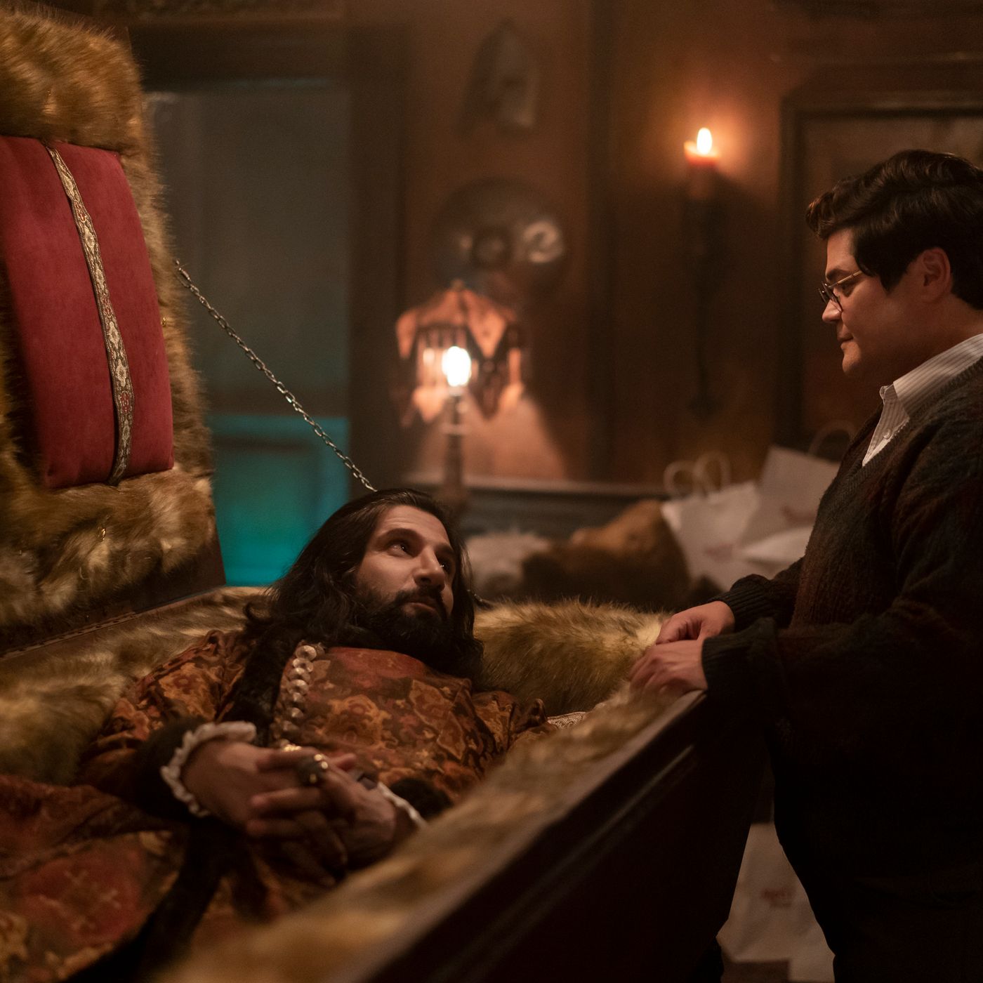 Watch what we do in the shadows best sale season 2