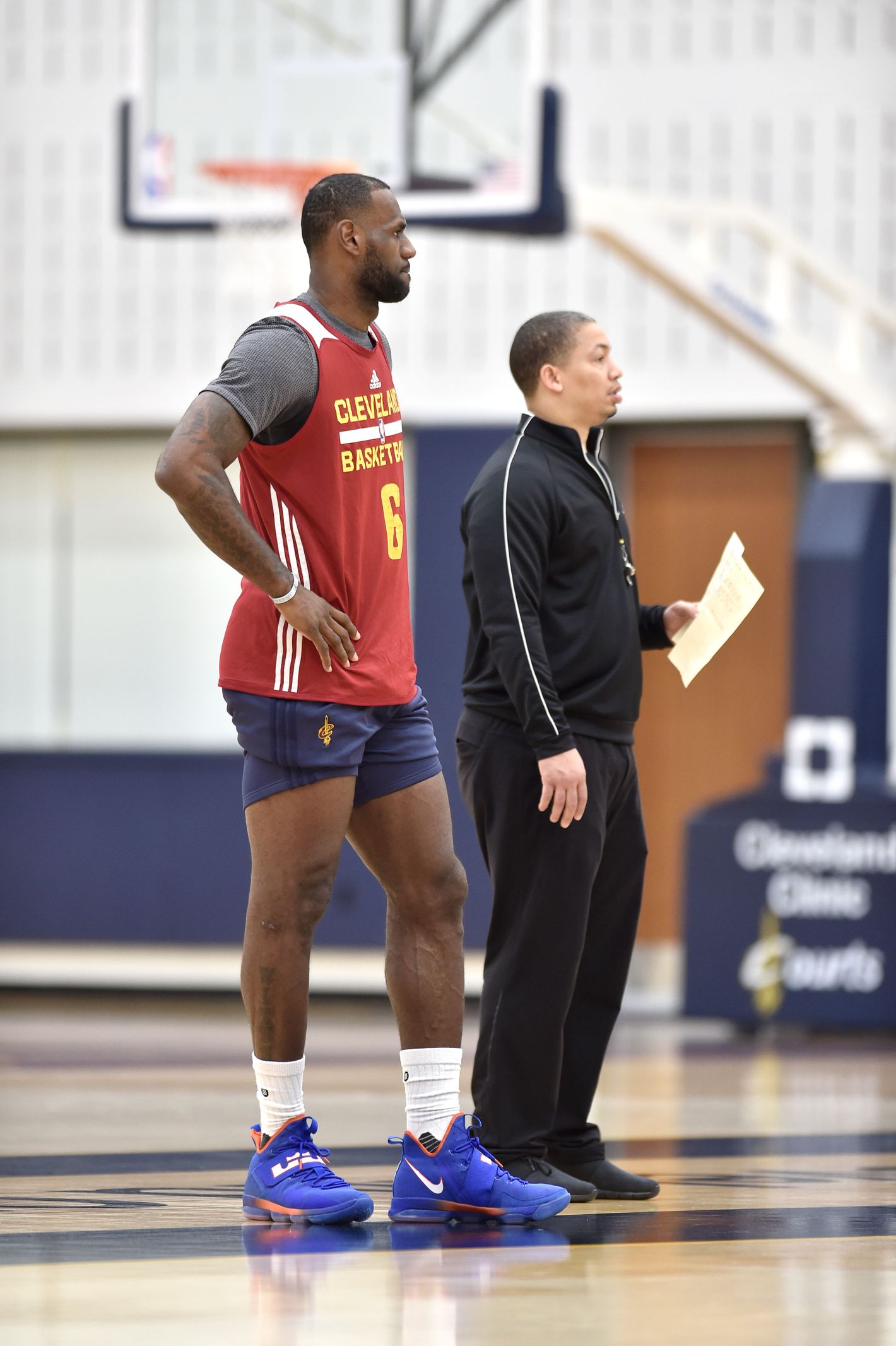 Lebron Debuts His Breezy Summer Look