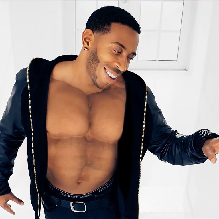 Ludacris Shows Us the Easiest Way to Get a Six-pack for Summer: CGIWe. 
