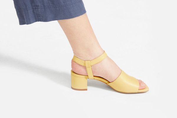 Everlane block sales heel sandal review