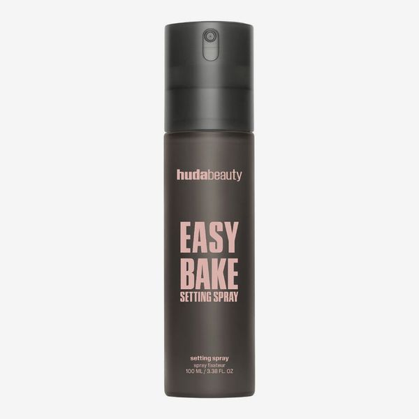 Huda Beauty Easy Bake Blurring Setting Spray
