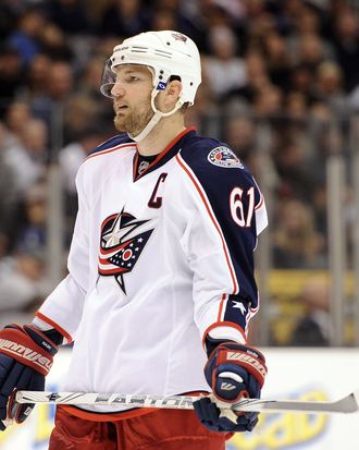 Rick Nash #61 of the Columbus Blue Jackets waits for a faceoff during the game against the Los Angeles Kings at Staples Center on February 1, 2012 in Los Angeles, California. 