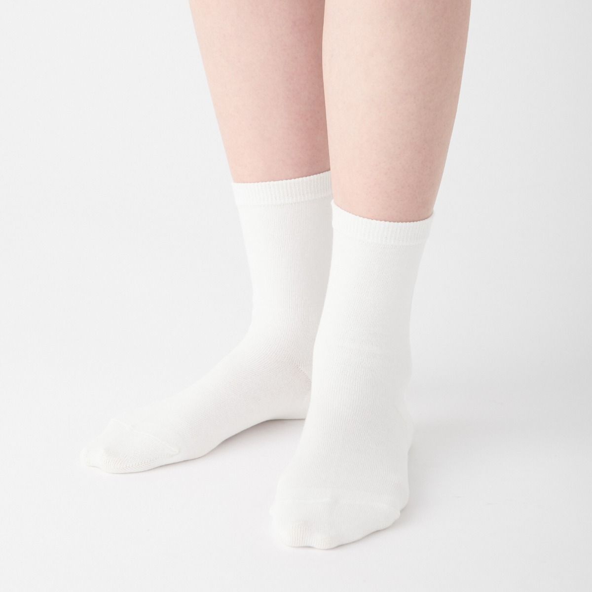 UK Made. Baby girl or boy 6 pairs of Soft White Rich Cotton Ankle Length Socks with Turn over Top 6 pairs suitable for any occasion