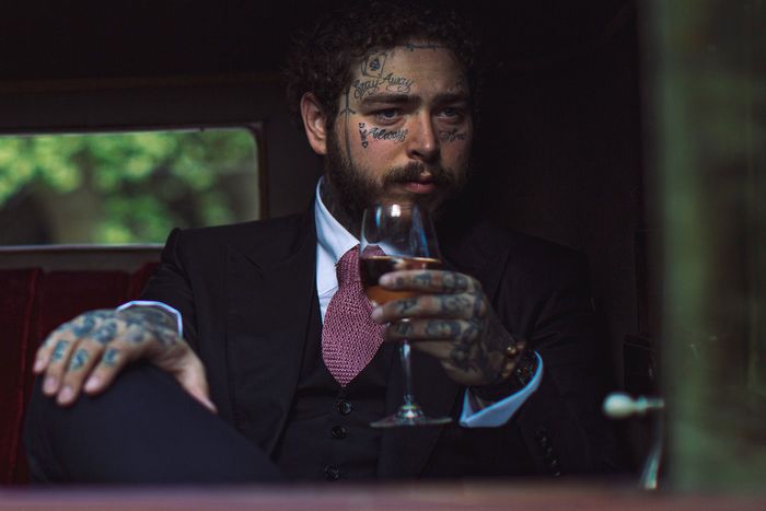 https://pyxis.nymag.com/v1/imgs/577/3e1/de9596b1d14d0ac2a987a95e7c6e056226-post-malone-wine-2.rhorizontal.w700.jpg