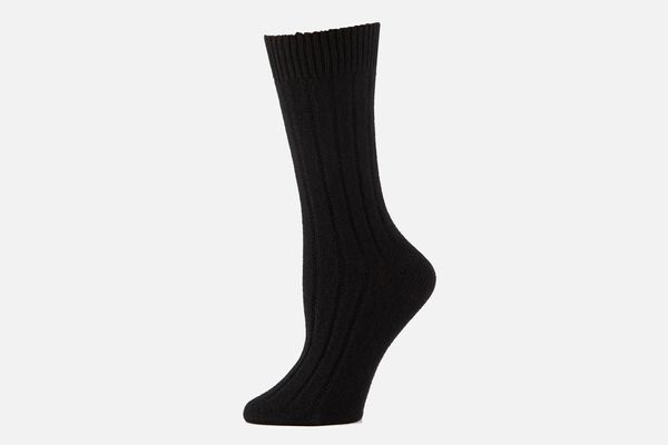 Neiman Marcus Cashmere Ribbed Socks