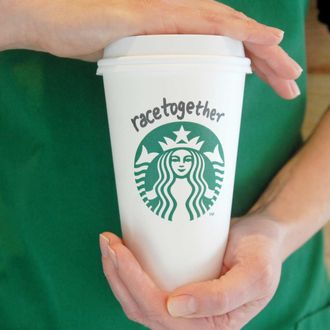 Starbucks Is Criticized for Its Holiday Cups. Yes, Again. - The New York  Times