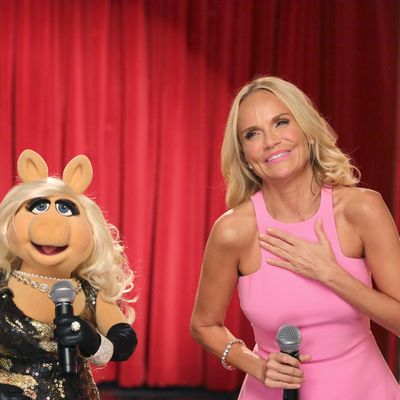 MISS PIGGY, KRISTIN CHENOWETH