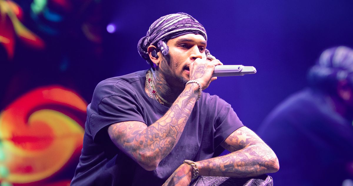 Chris Brown Files $500M Defamation Suit Against Warner Bros. Over Documentary