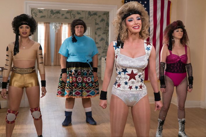 Netflix's Glow Brings Back The Most Delightful '80s Fashion