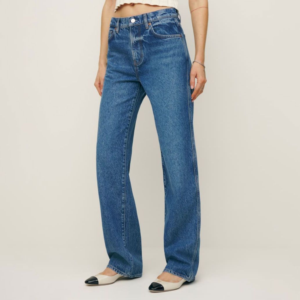 The Best Classic Jeans, According to Fashion Experts