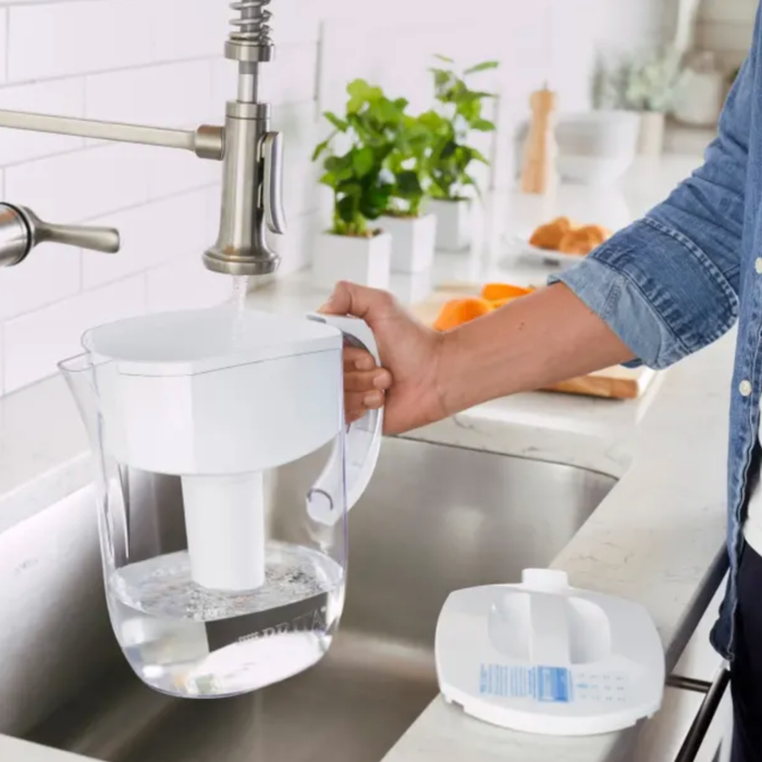 7 Best Water Filter Pitchers And Countertop Water Filters The Strategist   C104b8fc7bef26c9206d000c5ee2cea1ee Brita.rsquare.w700 