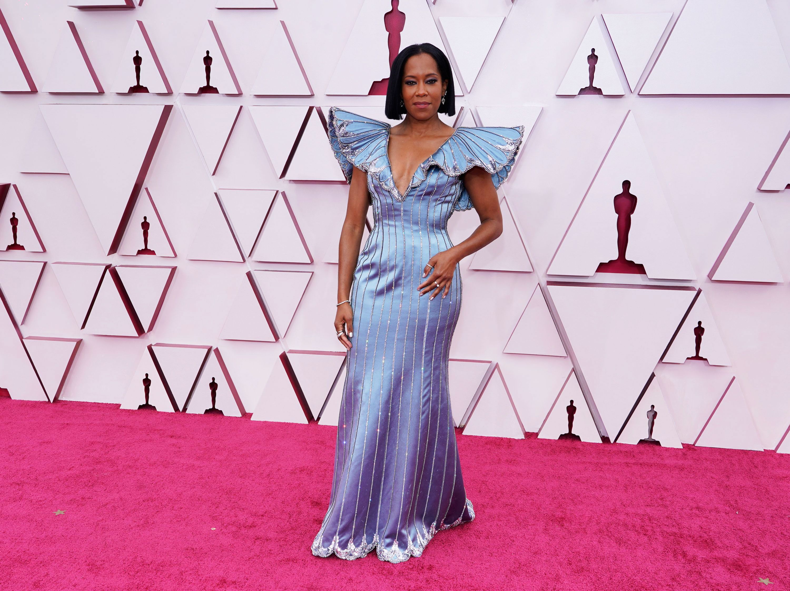 Photos: The 2021 Oscars red carpet