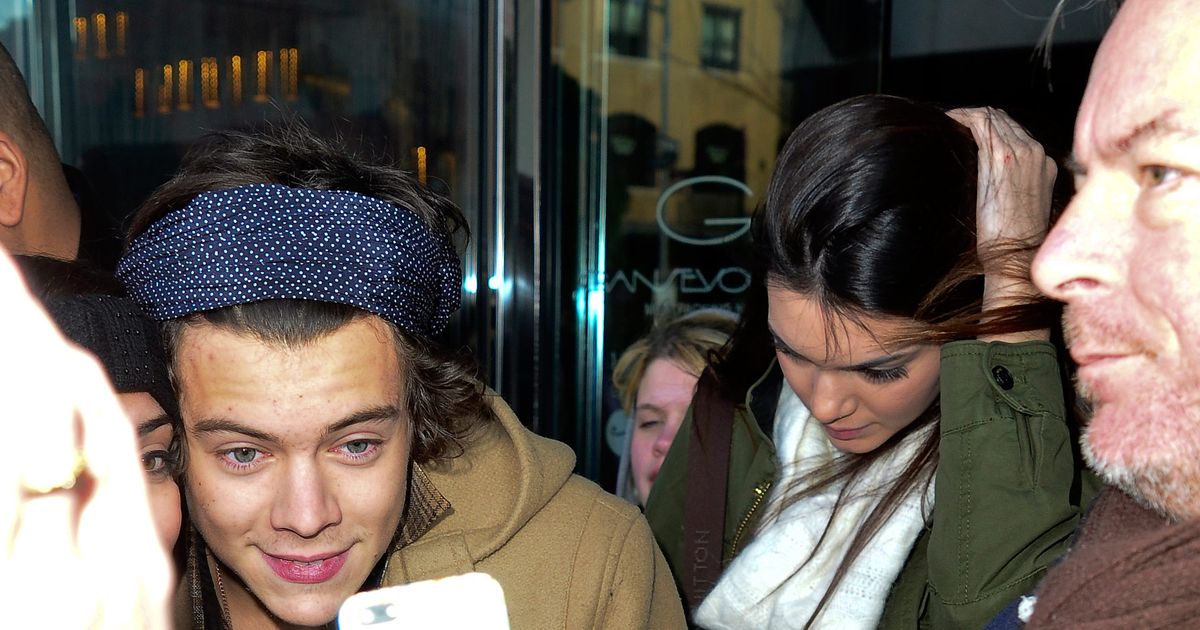 Kendall Jenner Lands in NYC as Harry Styles Eats Late-Night in L.A.