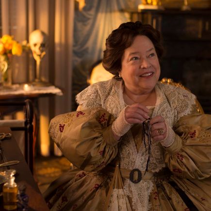 AMERICAN HORROR STORY: COVEN Bitchcraft - Kathy Bates as Madame LaLaurie 