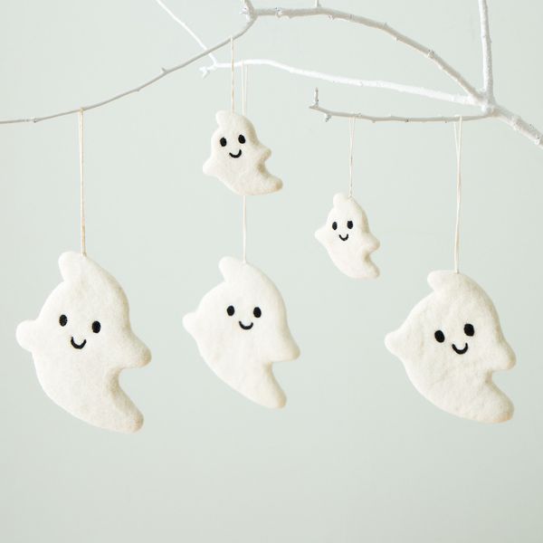 West Elm Felt Ghosts Hanging Décor