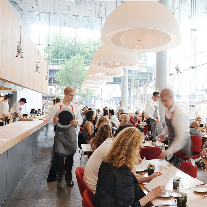Servers, and diners, at Danny Meyer's Untitled, which will soon go tip-free.
